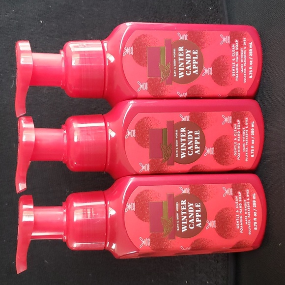 Bath & Body Works - WINTER CANDY APPLE - Foaming Hand Soap - Picture 1 of 6